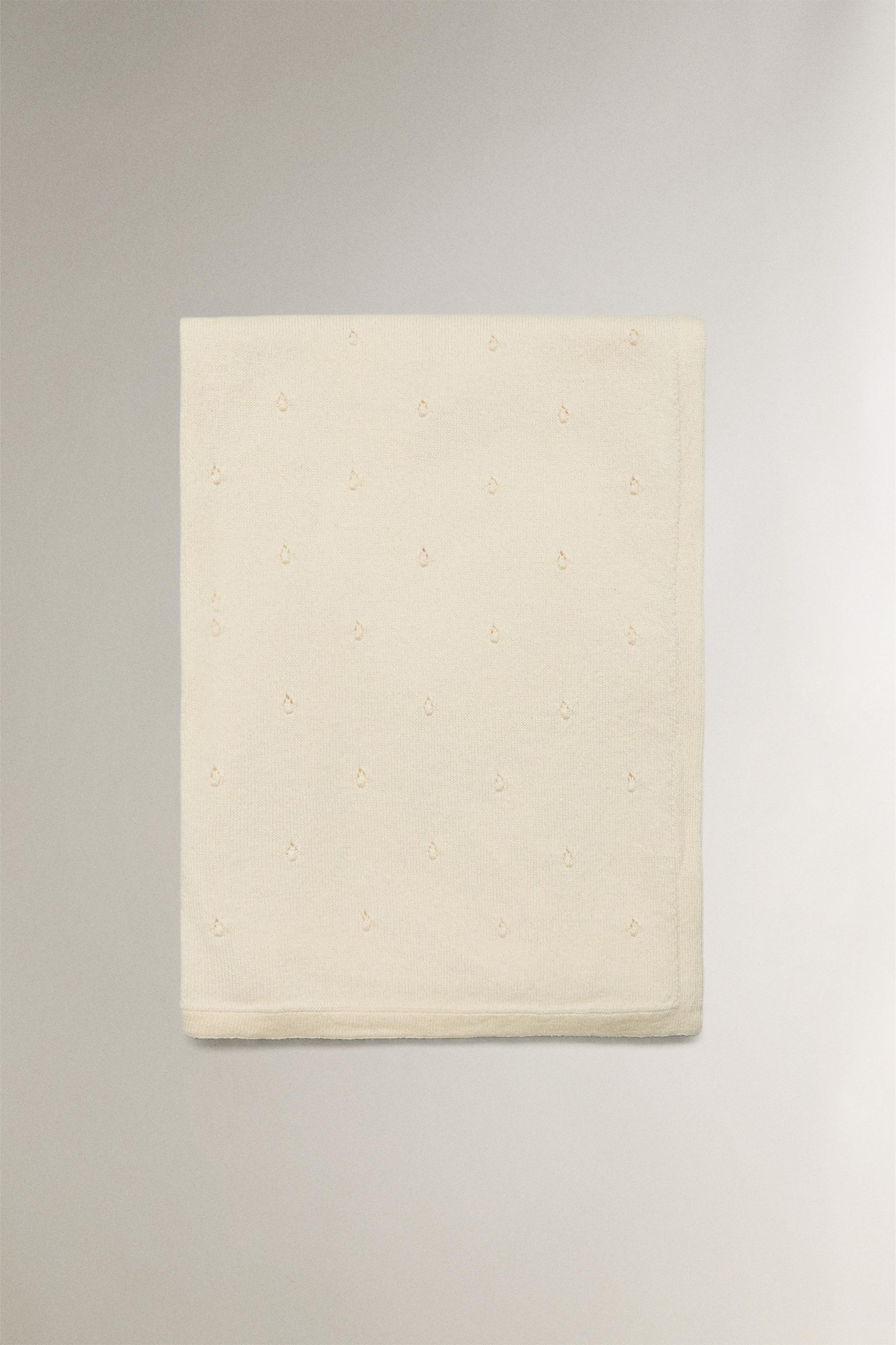 BABY COTTON BLANKET WITH DOTS
